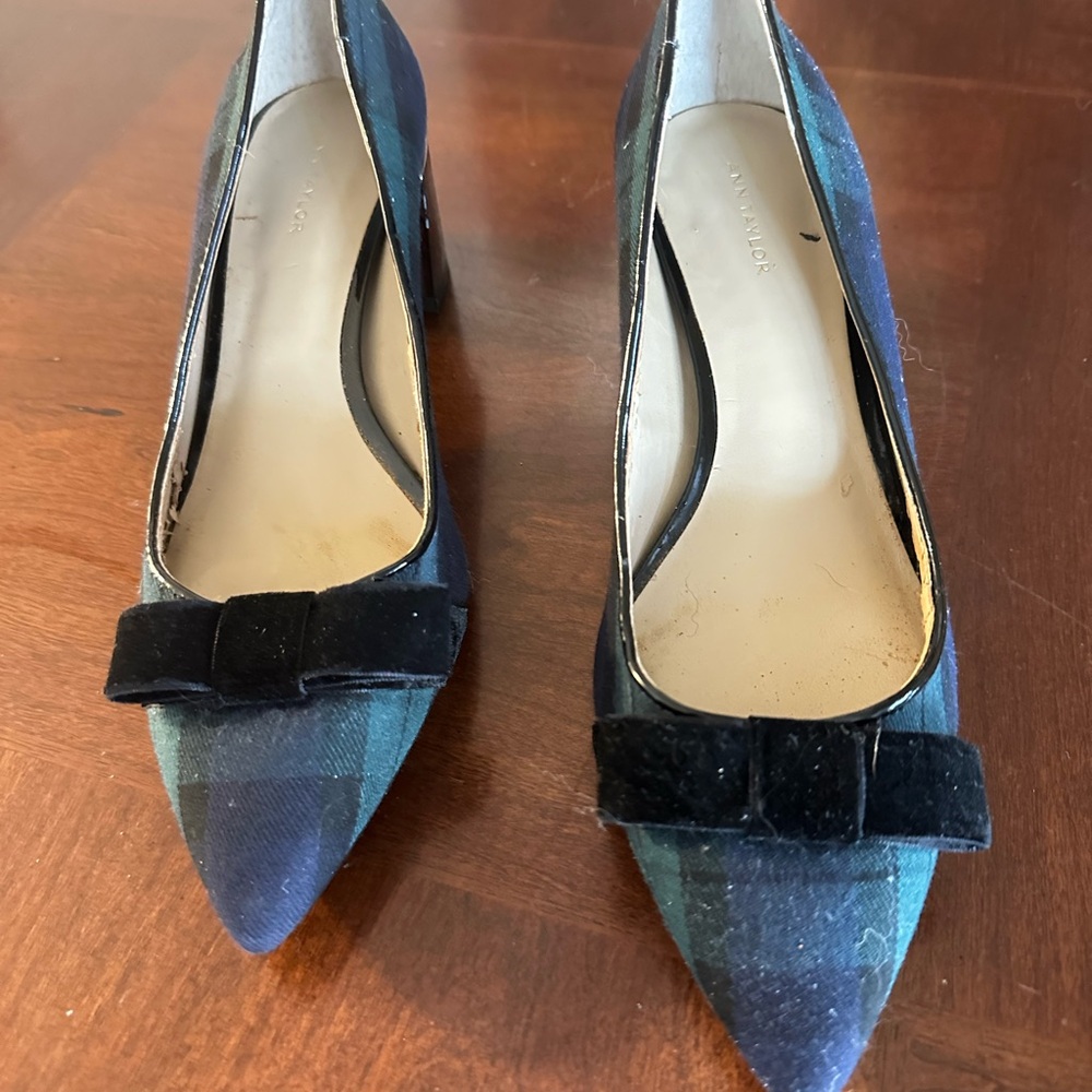 Ann Taylor Women’s Blue and Black Plaid Block Heels with Velvet Bow Size 7